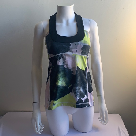 Lululemon Scoop Neck Tank Sz 8 - Picture 1 of 7